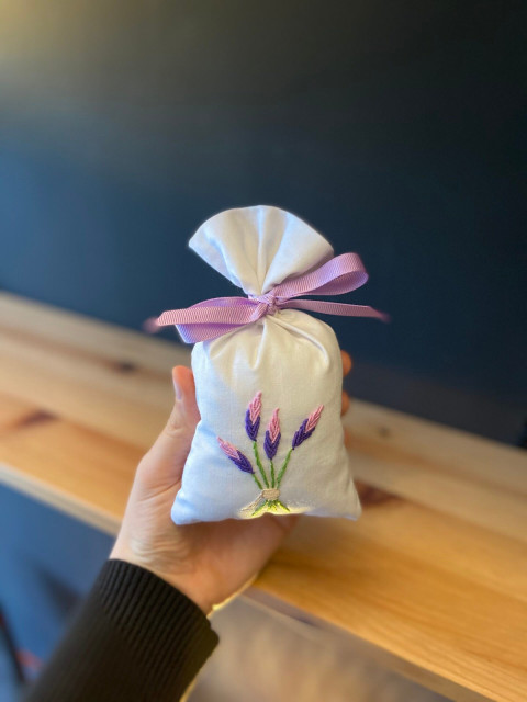 Nikah Hediyelikleri: 2026'nın En Anlamlı ve Zarif Hediyelik Önerileri